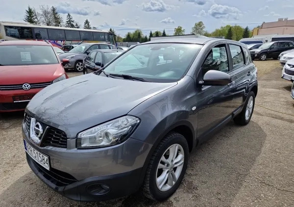 Nissan Qashqai cena 37900 przebieg: 201800, rok produkcji 2011 z Czersk małe 154